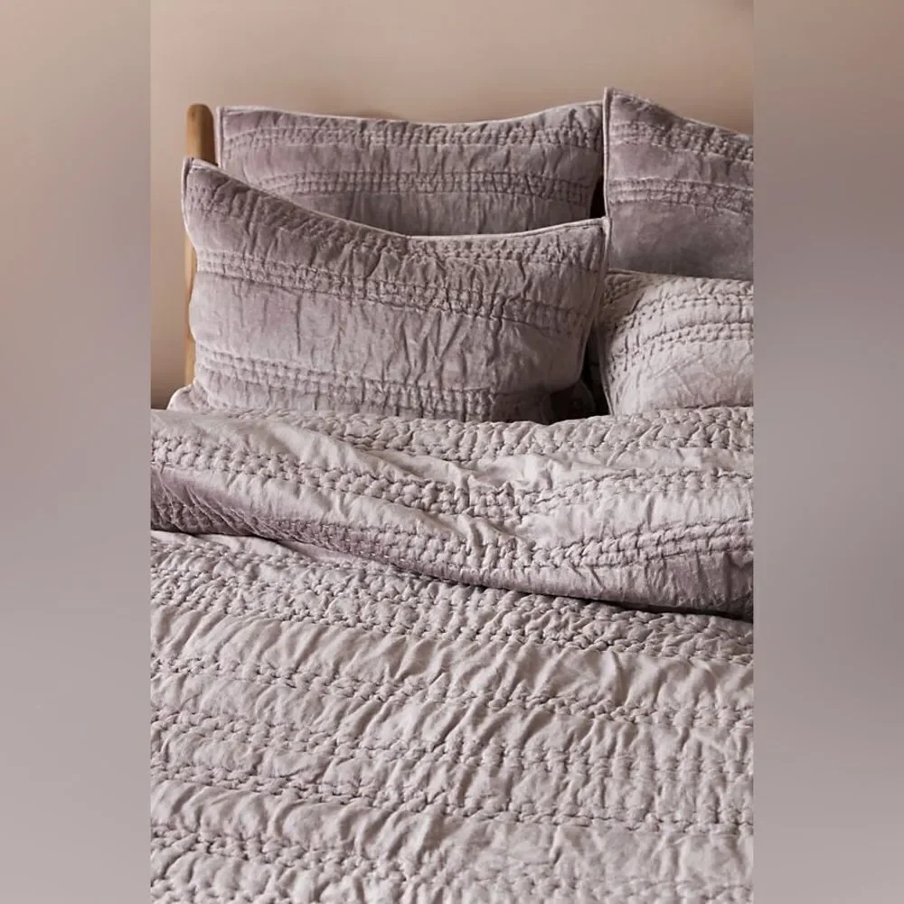 Anthropologie lustered velvet Alastaire quilt gray CALIFORNIA KING NWT